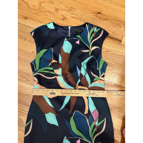 Ted Baker London Adilyyn Supernatural Structure Bodycon Dress Ted's Size 3 M - Picture 9 of 10
